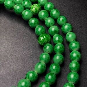 Elegant Green Beaded Necklace